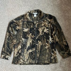 Columbia Mossy Oak camo fleece